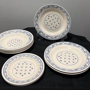 Oxford Blue Floral Pattern Dinnerware Set